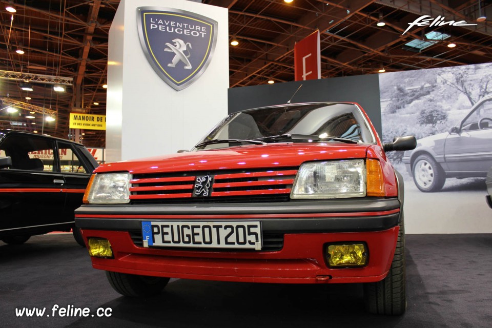 Photo Peugeot 205 GTi (1984) - Salon Rétromobile 2014