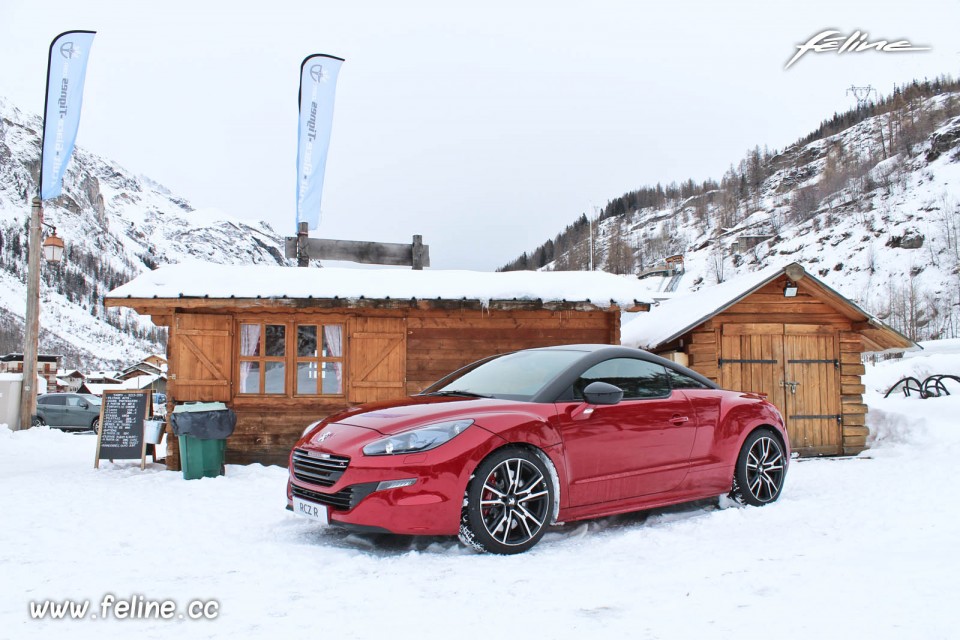 Peugeot RCZ R Rouge Erythrée - Peugeot Winter Experience 2014