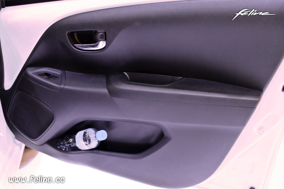 Photo panneau de porte Peugeot 108 Top - Salon de Genève 2014