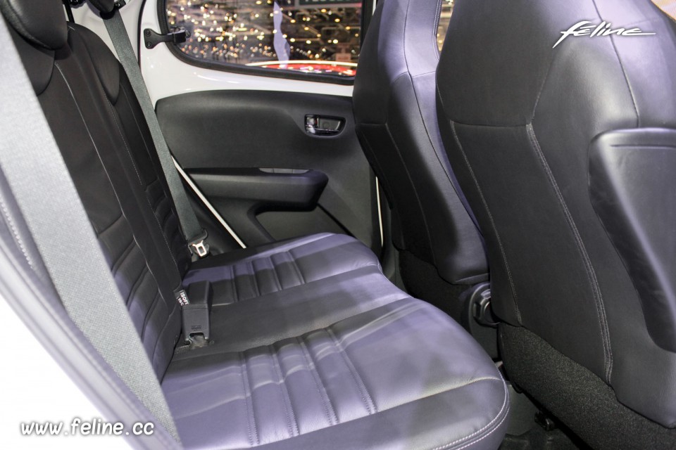 Photo banquette arrière Peugeot 108 Top - Salon de Genève 2014