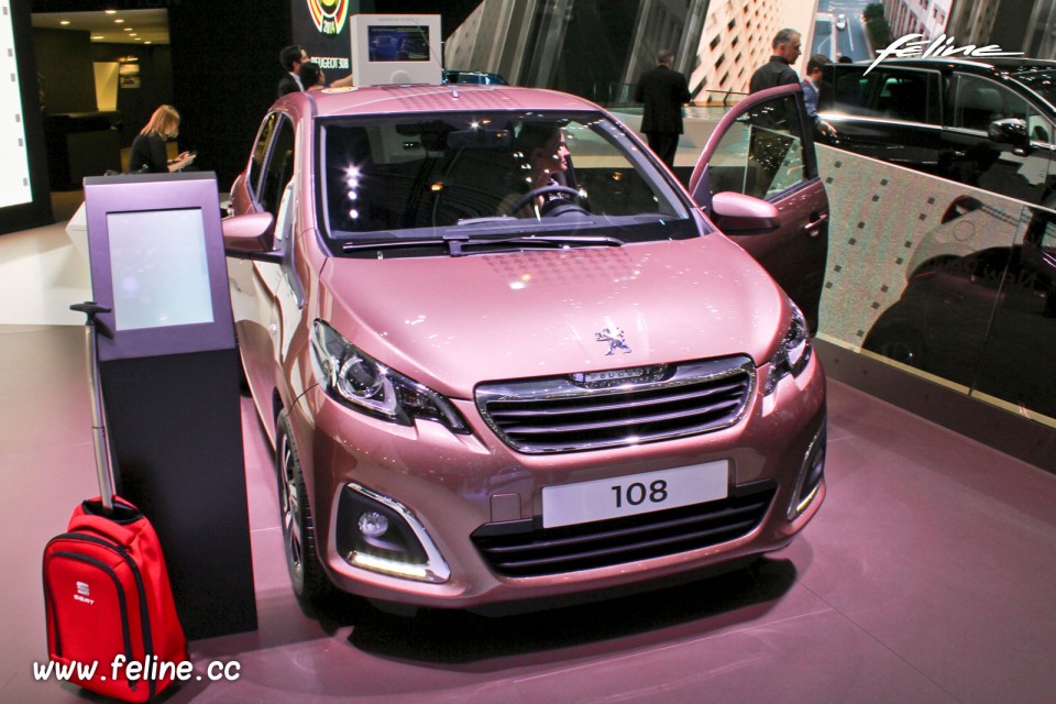 Photo Peugeot 108 Allure cuivre Aïkinite - Salon de Genève 201