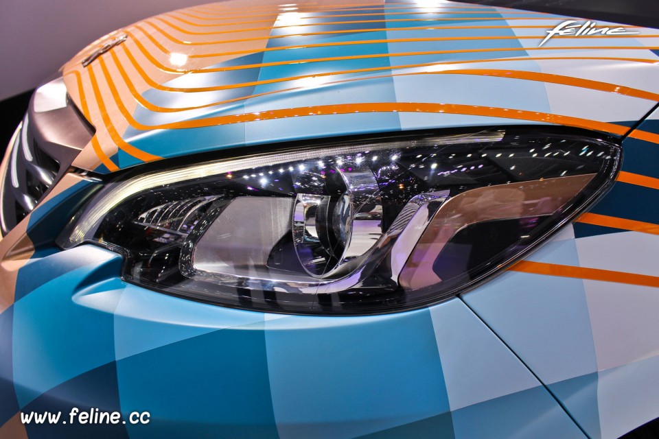 Photo feu avant Peugeot 108 Tattoo Concept - Salon de Genève 20