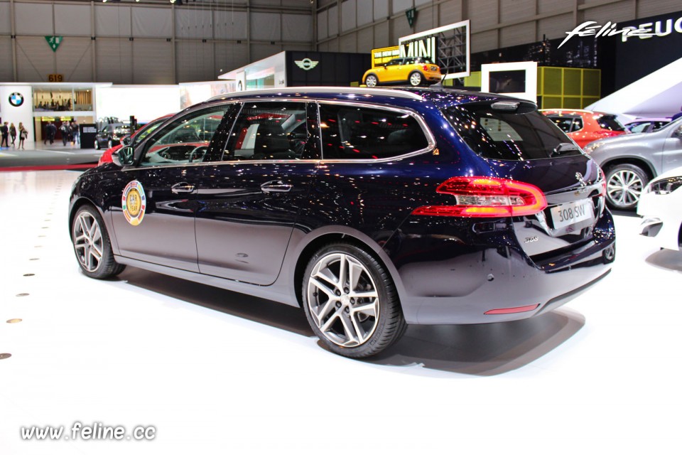 Photo Peugeot 308 SW II Dark Blue - Salon de Genève 2014