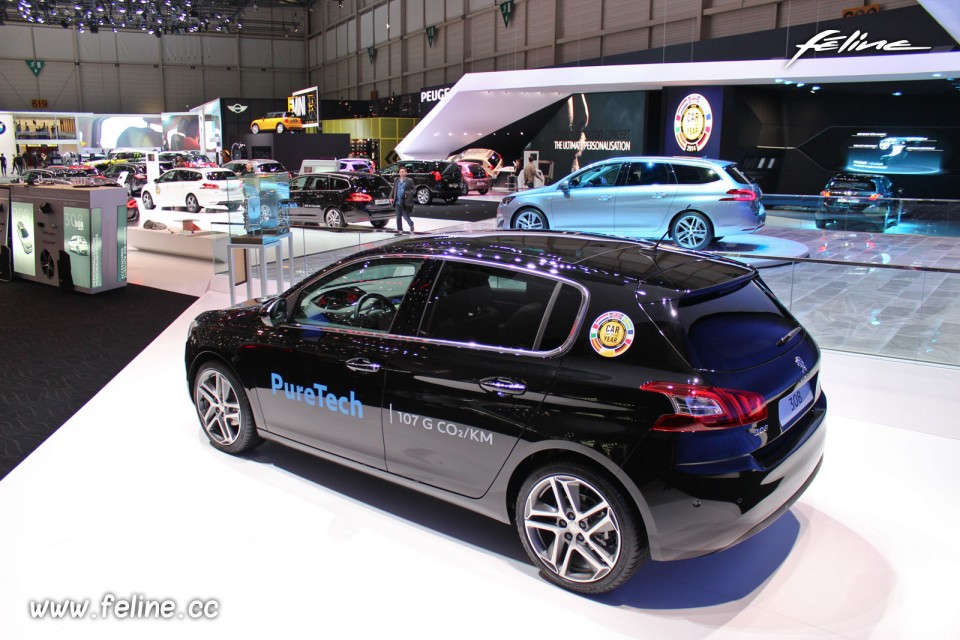 Photo Peugeot 308 II Noir Perla Nera - Salon de Genève 2014