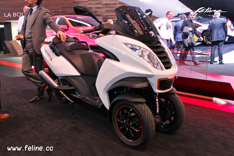 Photo Peugeot Metropolis RS Blanc Neige - Salon de Genève 2014