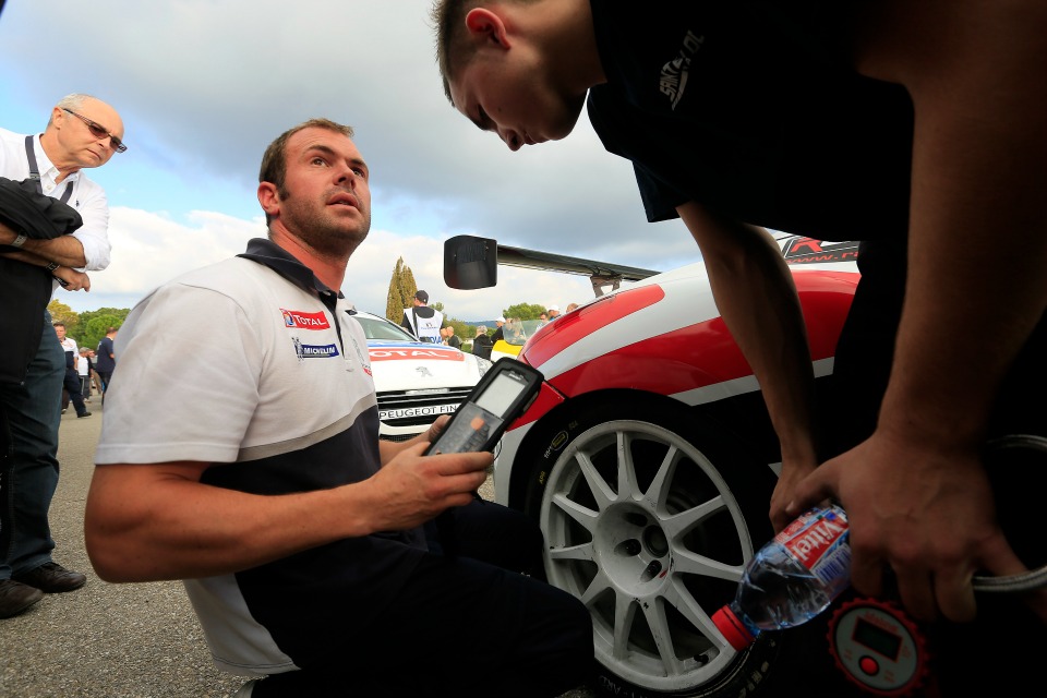 RCZ Racing Cup - MyPeugeot RCZ R au Castellet (Octobre 2014)