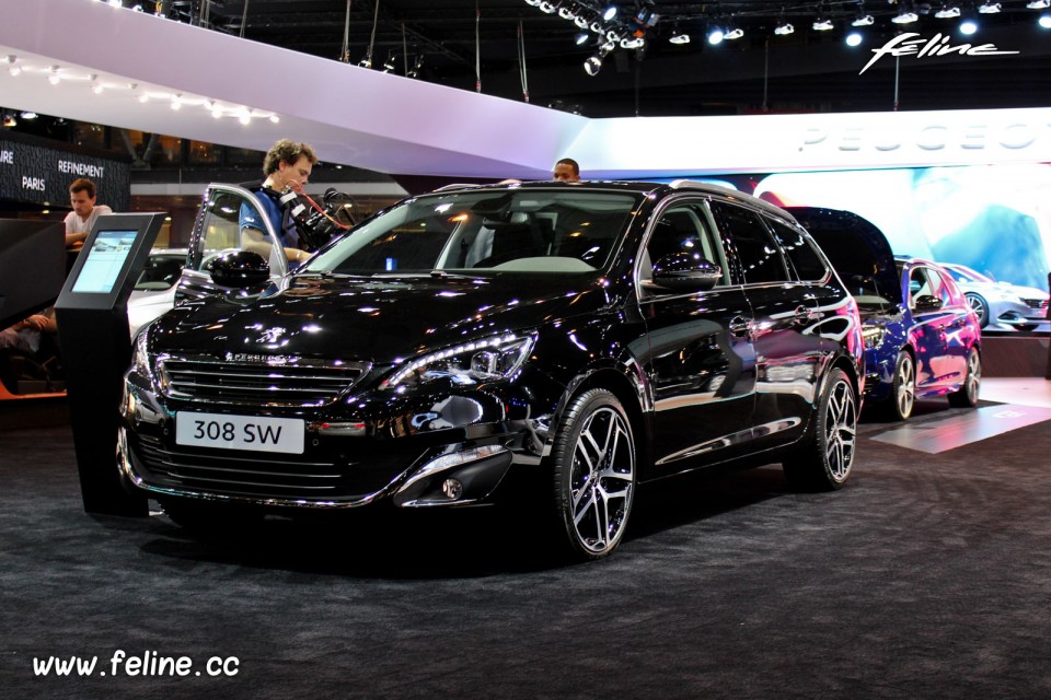 Photo Peugeot 308 SW Noir Perla Nera - Salon de Paris 2014