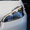 Photo projecteur avant Peugeot 208 HYbrid Air 2L Concept - Salon