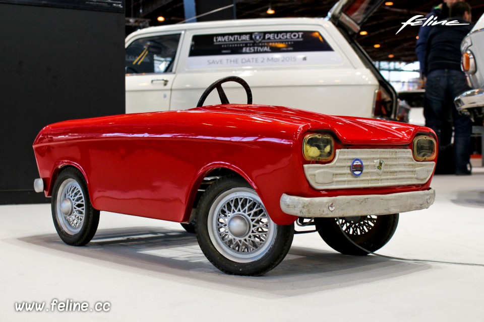 Peugeot 204 à pédales - Salon Rétromobile 2015