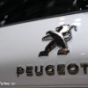 Photo sigle Peugeot 308 GT Line - Salon de Genève 2015