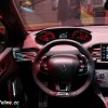 Photo volant cuir Peugeot 308 GT - Salon de Genève 2015