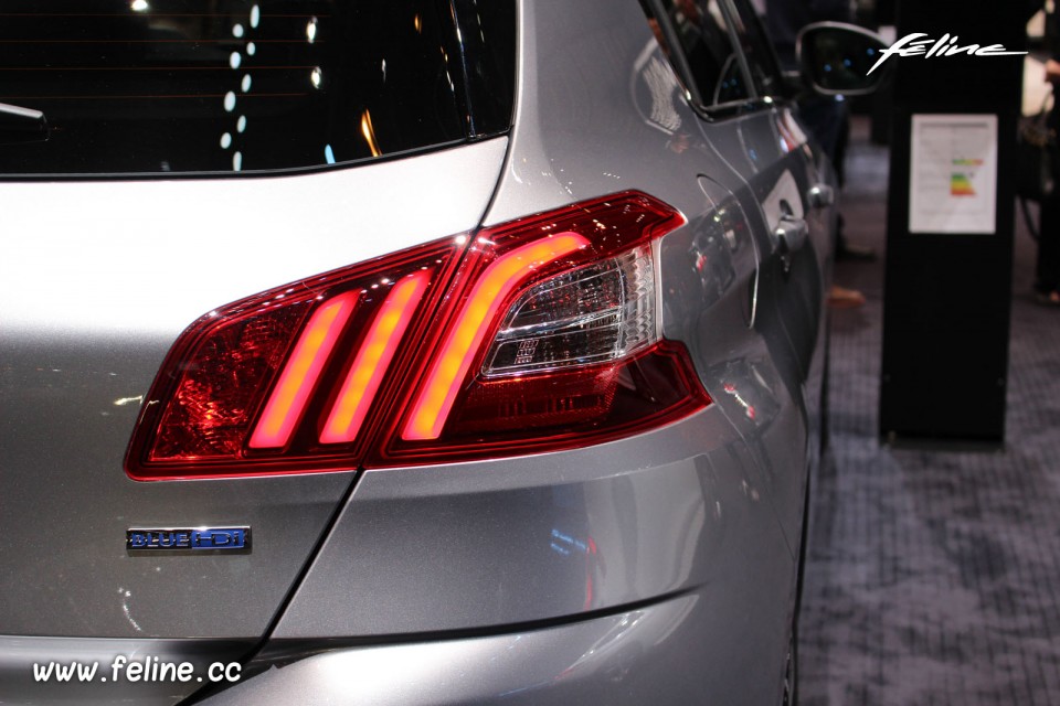 Photo Peugeot 308 BlueHDi - Salon de Genève 2015