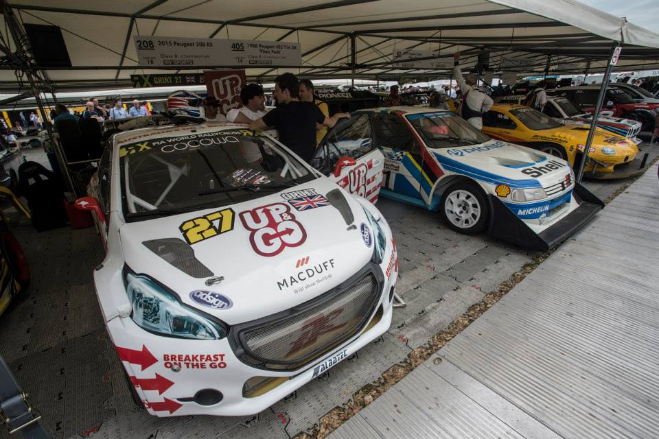 Photo Peugeot 208 RX et 405 T16 Pikes Peak - Goodwood Festival o