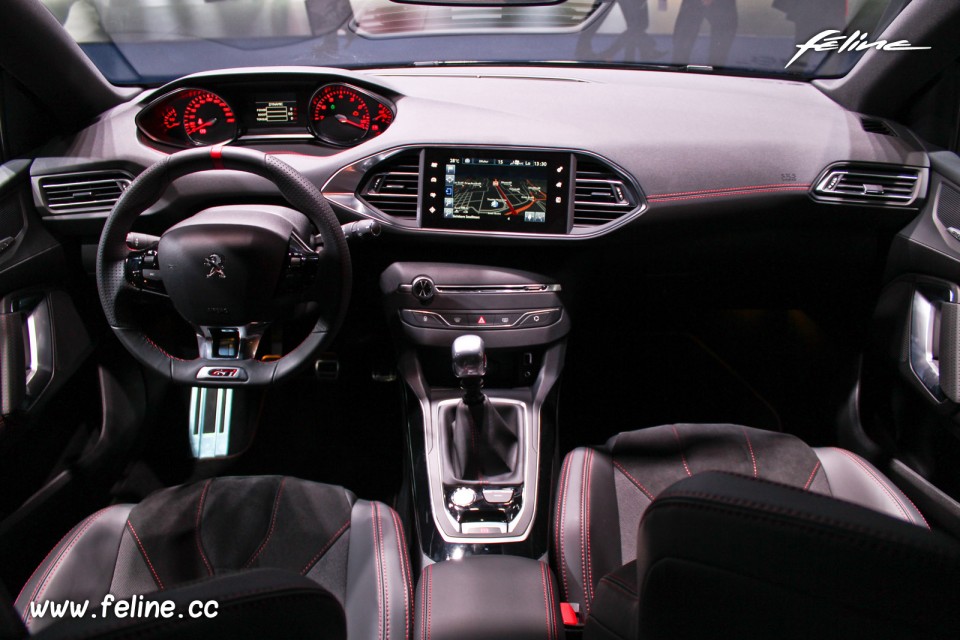Photo intérieur Peugeot 308 GTi by Peugeot Sport - Salon de Fra