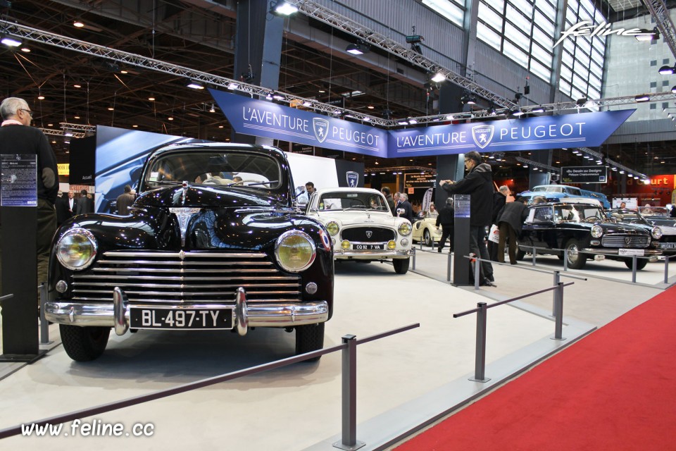 Photo Stand Aventure Peugeot - Salon Rétromobile 2016