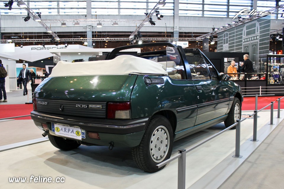 Photo Peugeot 205 Cabriolet Roland Garros (1991) - Salon Rétrom