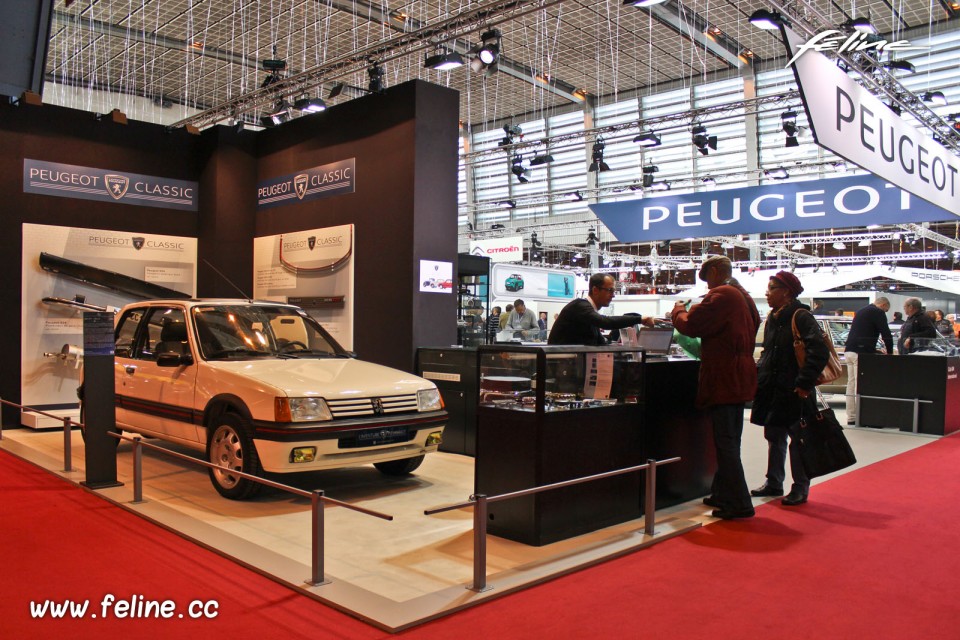 Photo Peugeot 205 GTi 130 ch (1989) - Salon Rétromobile 2016