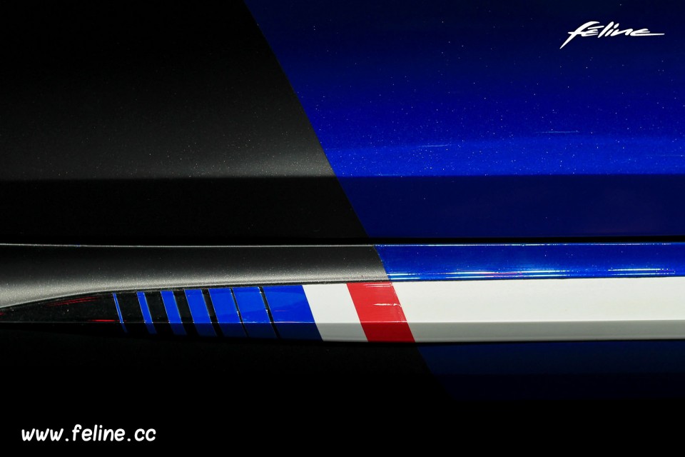 Photo détail bas de caisse Peugeot 308 R HYbrid - Salon de Gen
