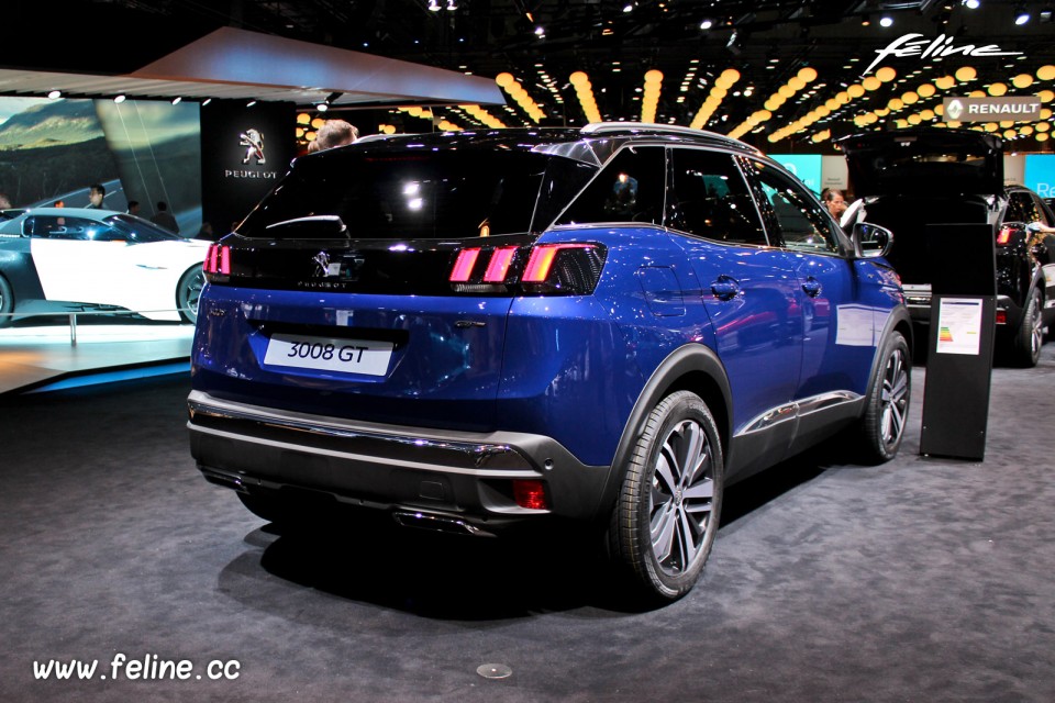 Photo Peugeot 3008 II Bleu Magnetic - Salon de Paris 2016