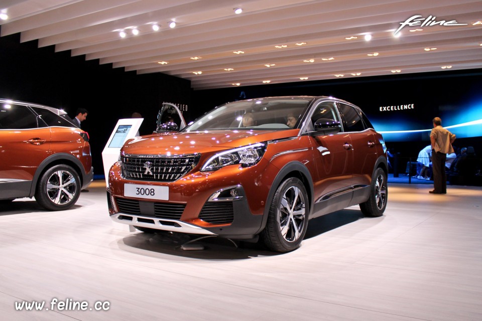 Photo Peugeot 3008 II Metallic Copper - Salon de Paris 2016