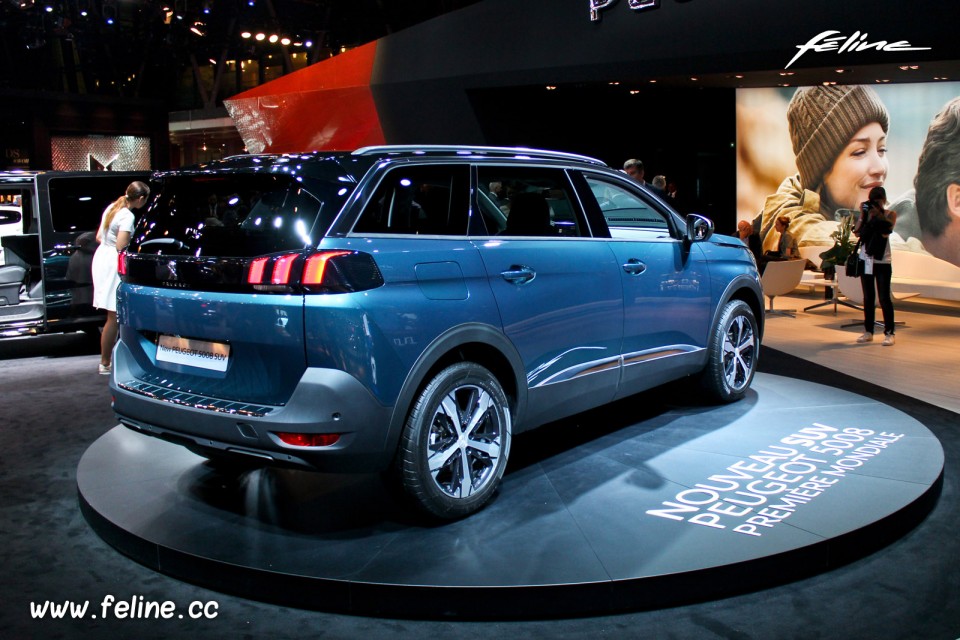 Photo Peugeot 5008 II - Salon de Paris 2016