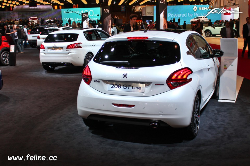 Photo Peugeot 208 GT Line - Salon de Paris 2016