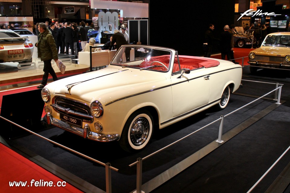 Photo 3/4 avant Peugeot 403 Cabriolet Grand Luxe (1960) - Salon