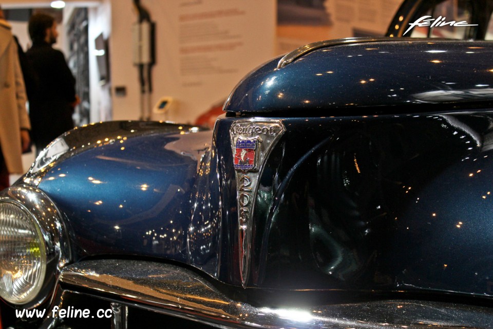 Photo sigle Peugeot 203 Darl'mat (1953) - Salon Rétromobile 201