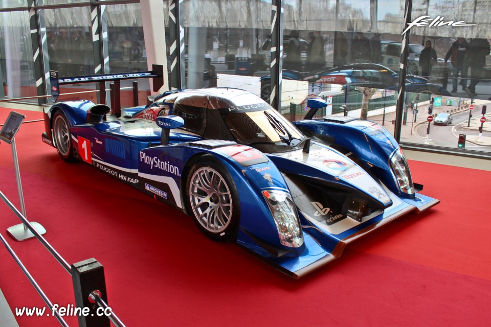 Photo Peugeot 908 HDi FAP Le Mans - Salon Rétromobile 2017