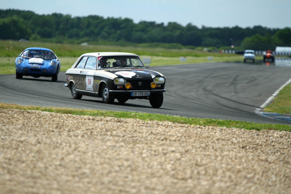 Photo Peugeot 204 Coupé - Tour Auto 2017