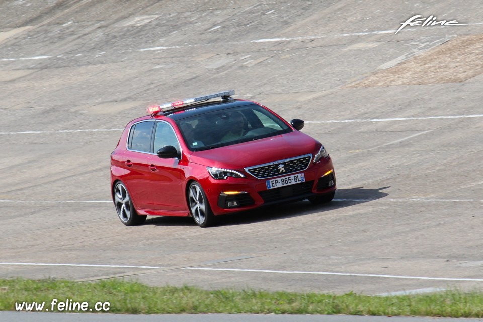 Photo Peugeot 308 Safety Car - Les Grandes Heures Automobiles 20