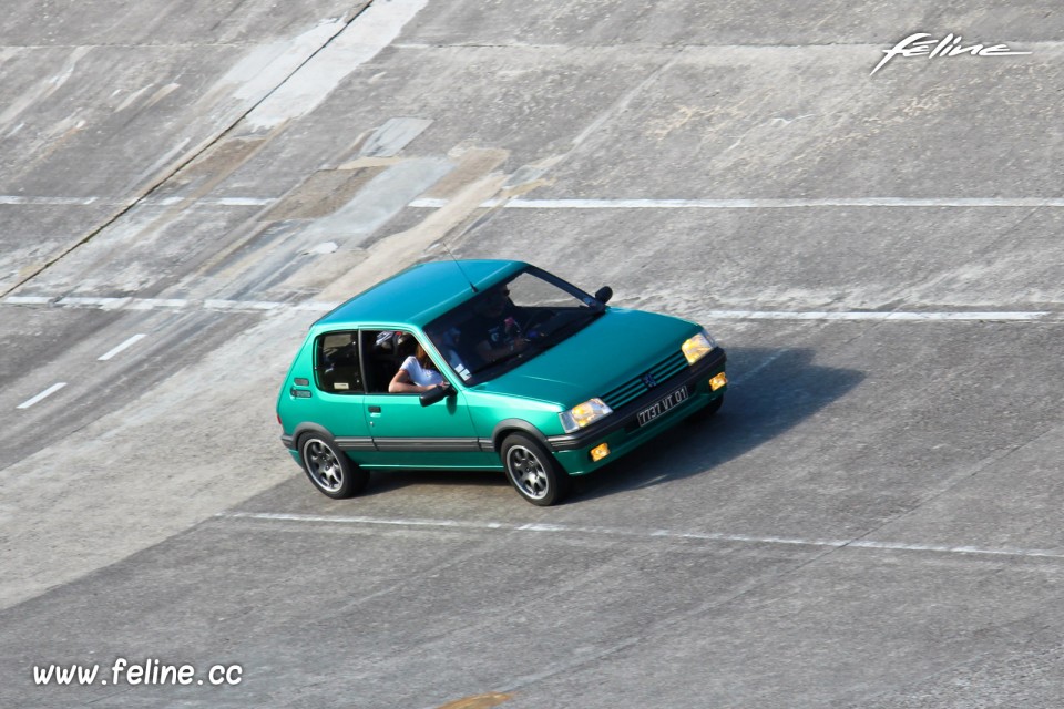 Photo Peugeot 205 GTi Griffe - Les Grandes Heures Automobiles 20