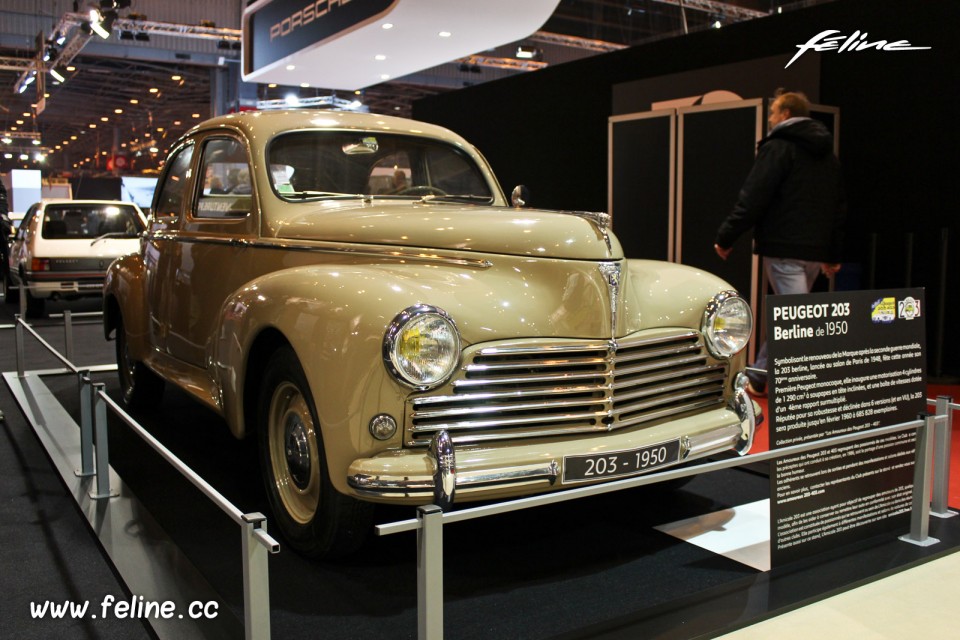 Photo Peugeot 203 Berline (1950) - Salon Rétromobile 2018