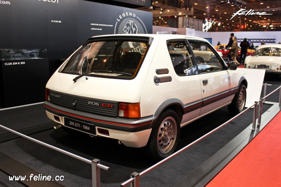 Photo Peugeot 205 GTi (1984) - Salon Rétromobile 2018