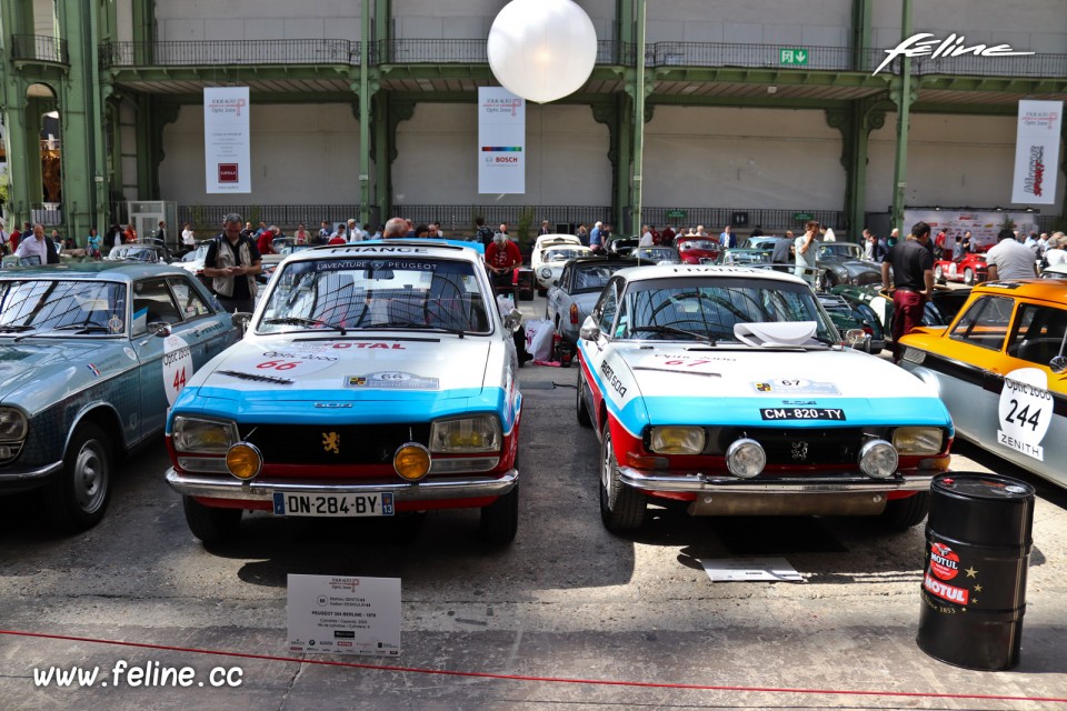 Photo Peugeot 504 Berline 1976 et 504 Coupé V6 1974 - Paris - T