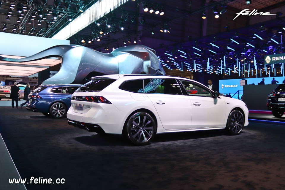 Photo Peugeot 508 SW GT Line Blanc Nacré - Salon de Paris 2018