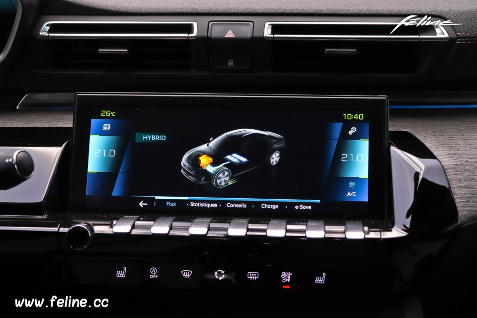 Photo mode hybride écran tactile Peugeot 508 HYbrid - Salon de