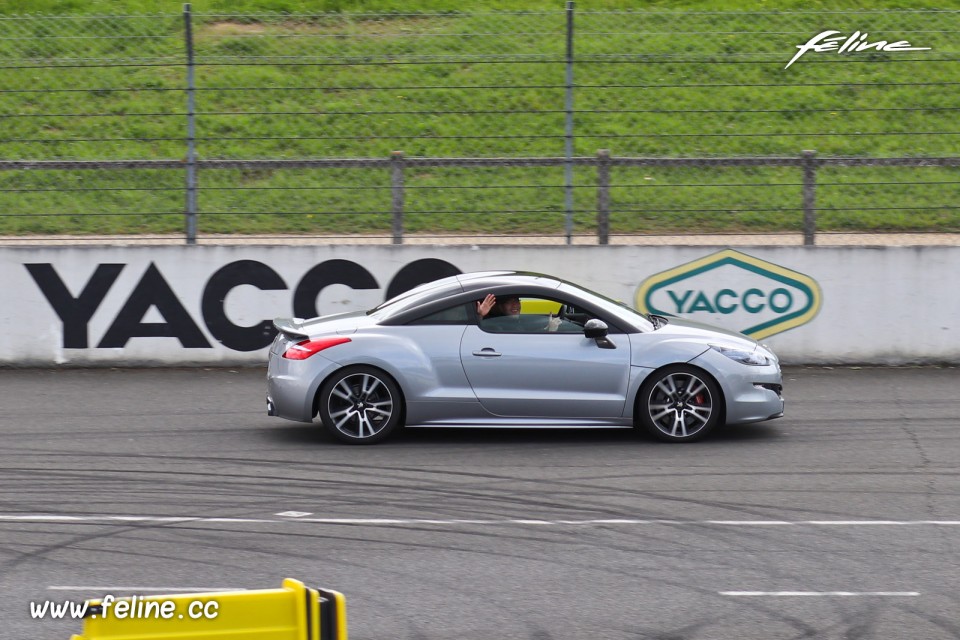 Photo Peugeot RCZ R - Liberté, Egalité, Roulez 2019
