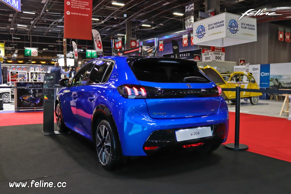 Photo Peugeot e-208 électrique (2020) - Salon Rétromobile 2020
