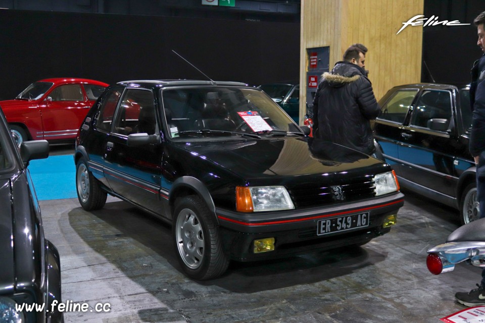 Photo Peugeot 205 GTI 1.9 - Salon Rétromobile 2020