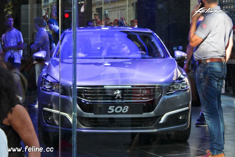 Peugeot 508 restylée - Nouveau Peugeot Avenue - Septembre 2014