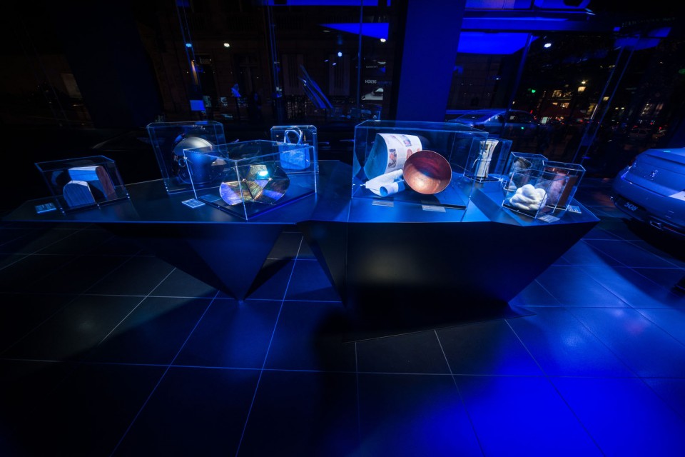 Nouvelle vitrine Peugeot Avenue Paris - Septembre 2014