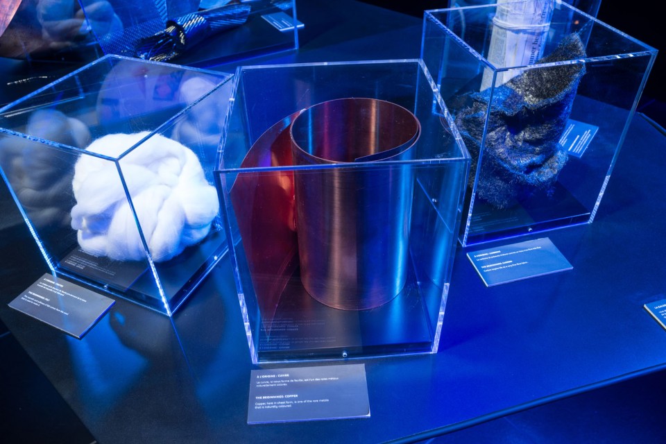 Nouvelle vitrine Peugeot Avenue Paris - Septembre 2014