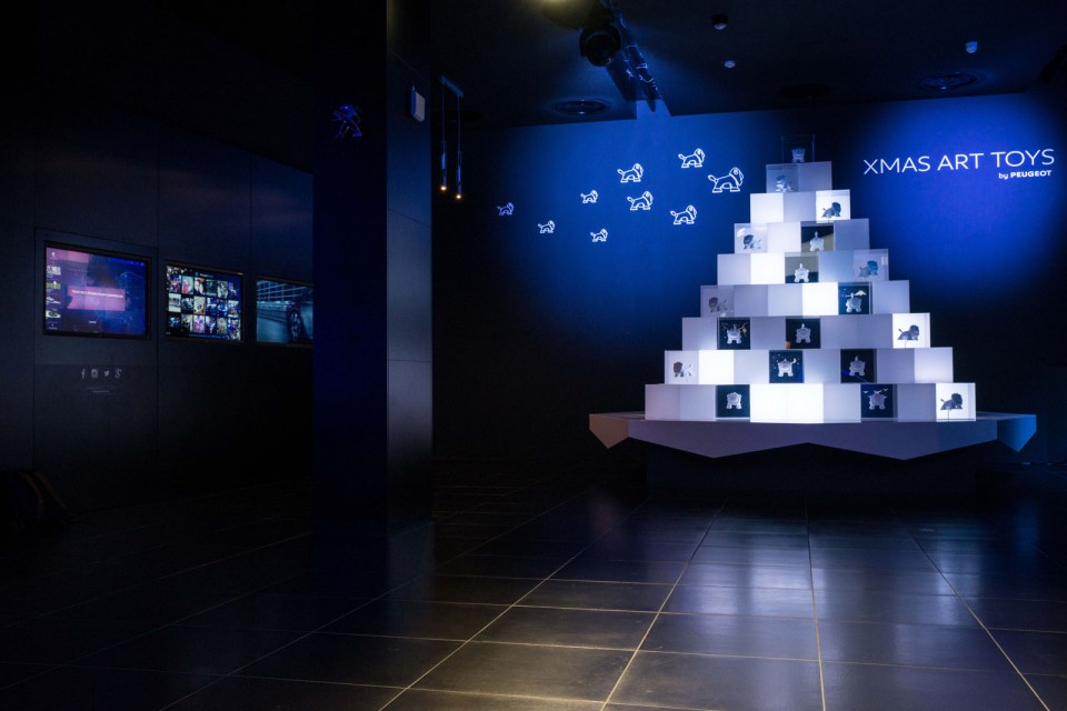 Vitrine Peugeot Avenue Paris Noël - Novembre 2014