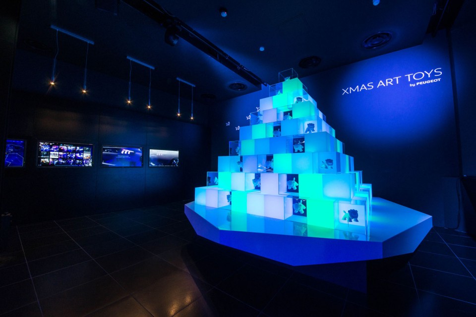 Vitrine Peugeot Avenue Paris Noël - Novembre 2014