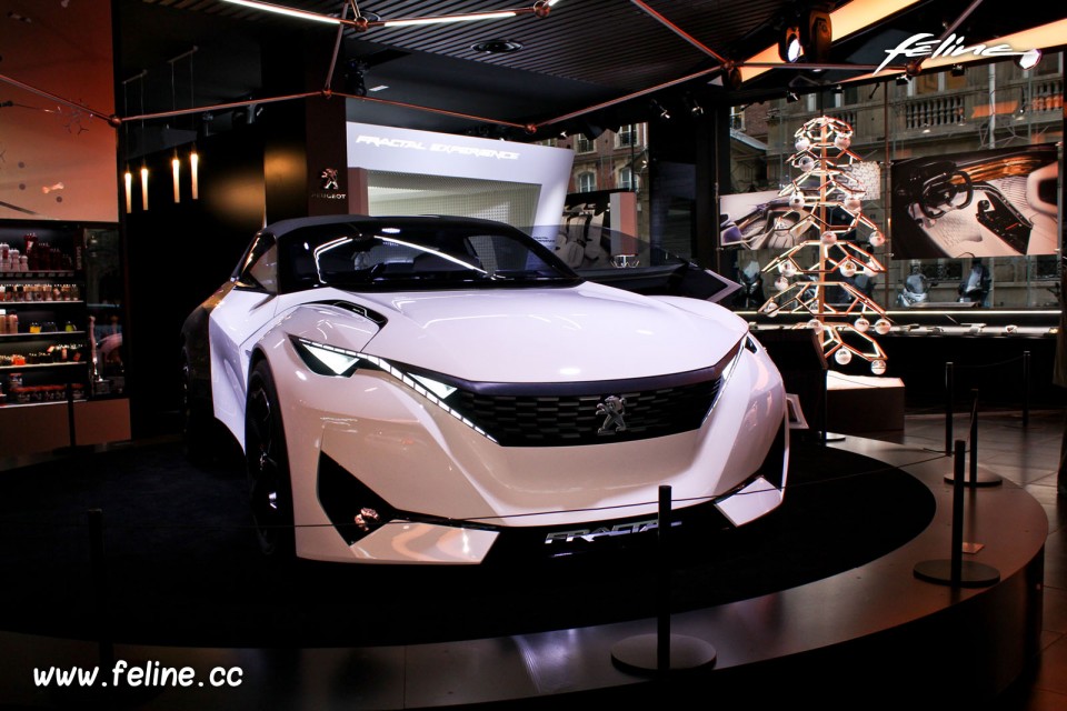 Photo Peugeot Fractal « Inspiring Christmas » @ Peugeot Avenue