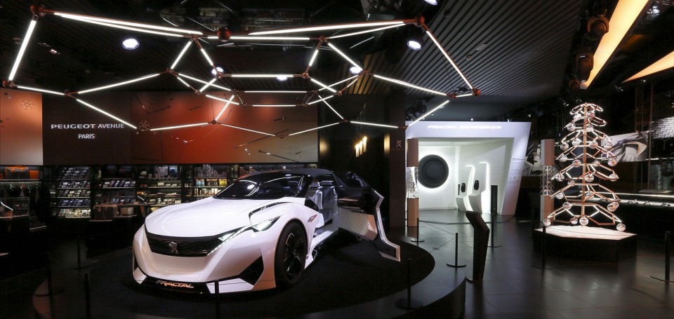 Vitrine « Inspiring Christmas » @ Peugeot Avenue Paris - Novem