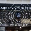 Photo vitrine « Amplify your Senses » @ Peugeot Avenue Paris -