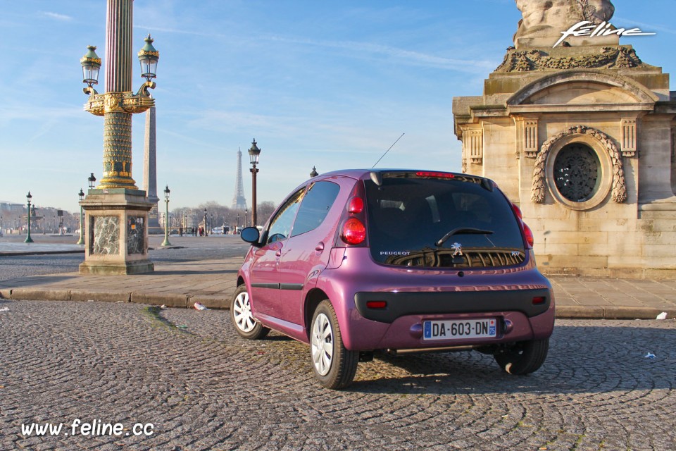 Photo Essai Peugeot 107 Active Prune Plum - 1.0e 12V 68 ch ETG5 - 1-041