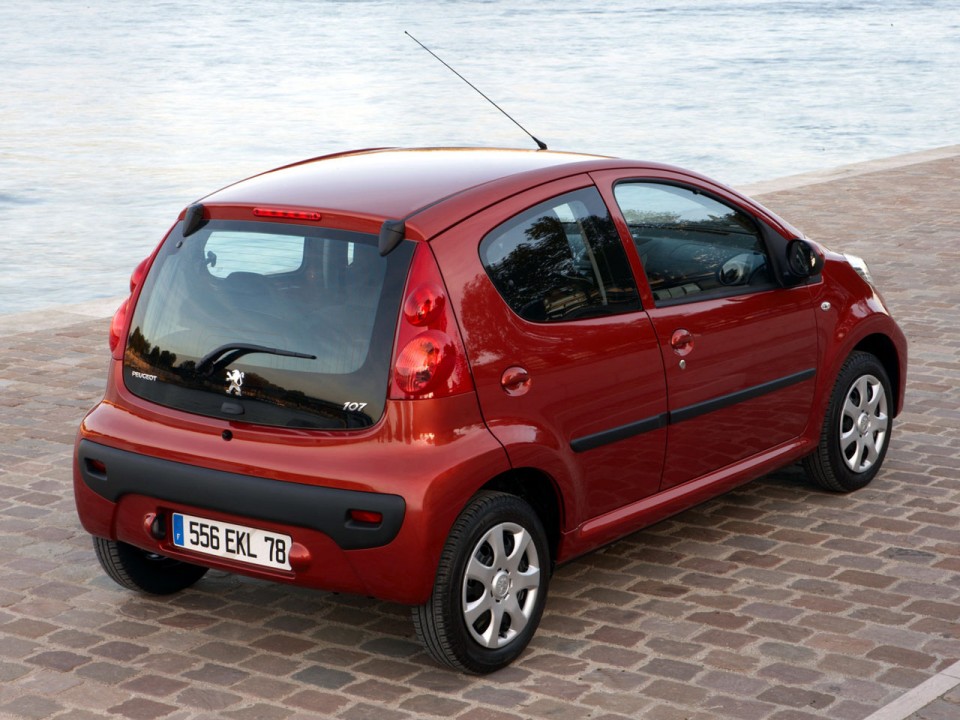 Photo officielle Peugeot 107 Orange Mandaline - 1-008